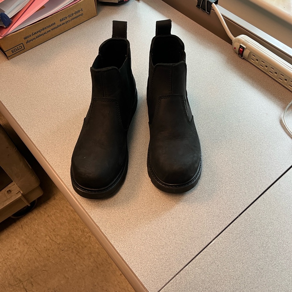 Composite toe work boot